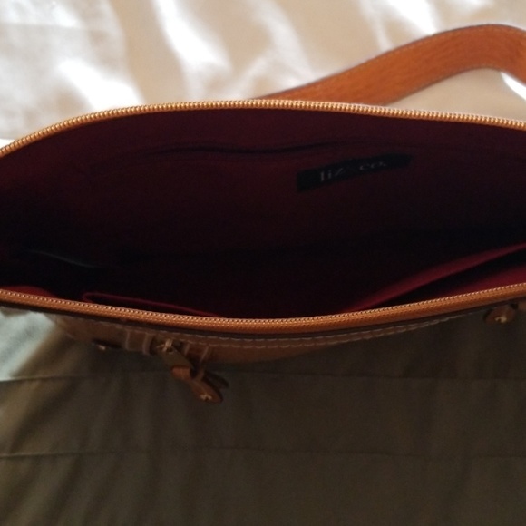Purse - Picture 4 of 4